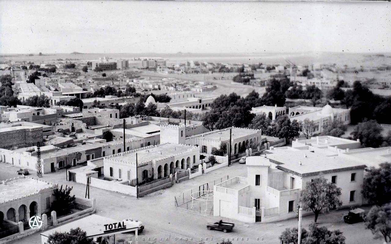 Colomb bechar 512- Vue generale COLLECTION DES AMIS DE ND DE SANTA CRUZ.jpg